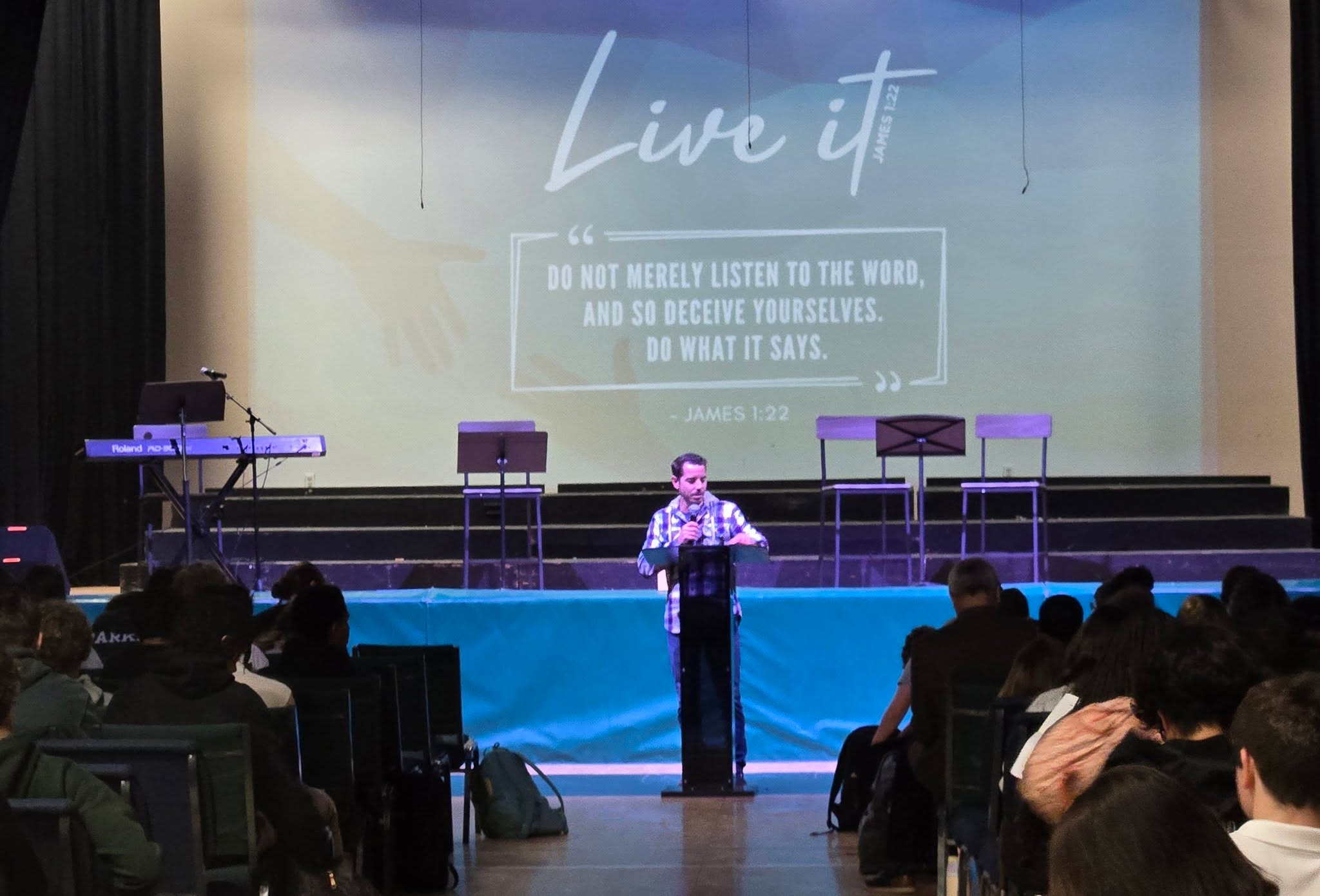 Thank you, Pastor Dan McManus, Pastor of Youth and Family Ministry at Greentree Church, for sharing God’s Word with our Upper School students during Chapel today. Speaking from James 5:12, he encouraged students to consider what it means to be an authentic follower of Christ—someone whose words reflect truth and integrity. Students were reminded that God is not only concerned with outward behavior but with the condition of our hearts. When we trust God’s Word, our words should also be trustworthy.

#acseht #ChristianEducation #AtlanticChristian #chapel