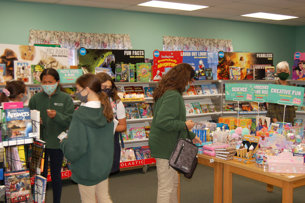 SCHOLASTIC BOOK FAIR!  Cheyenne Co School Dist RE-5