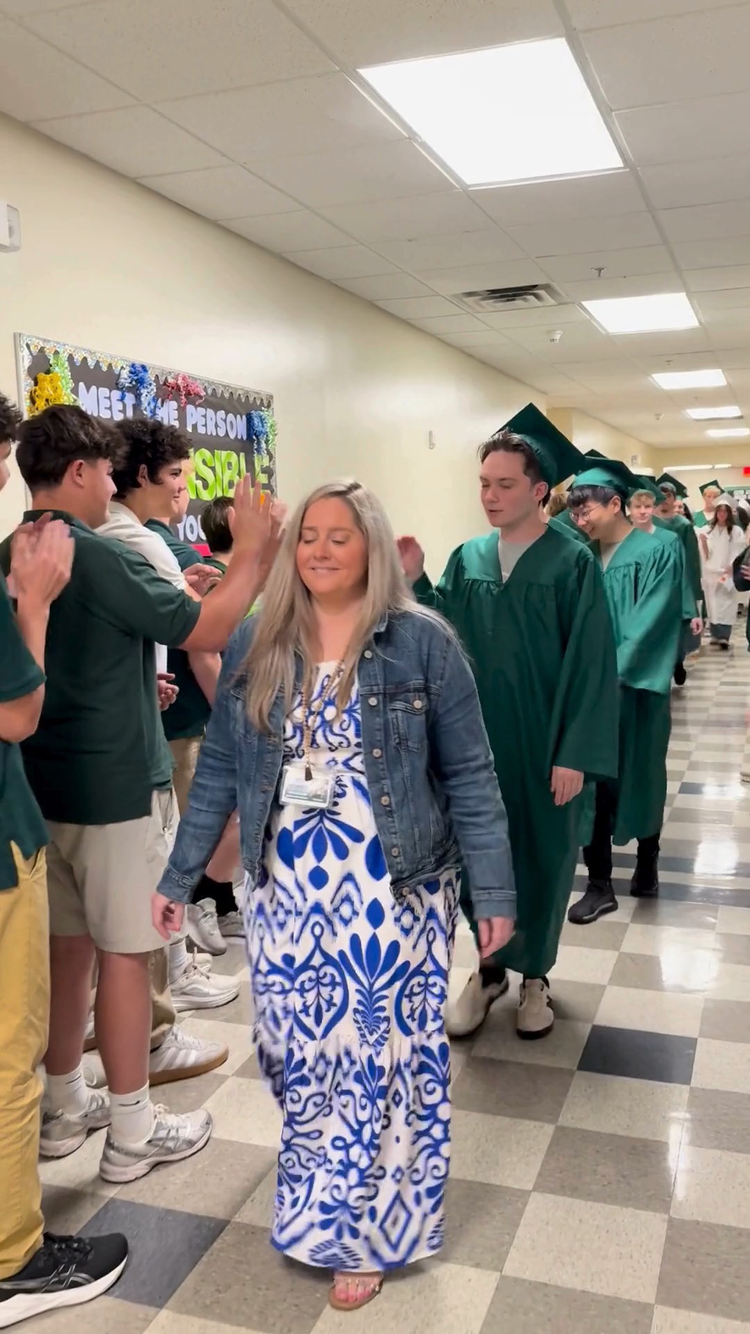 🎓 One last walk through the halls of ACS 💚 Class of 2026, we are so thankful for you! May the Lord guide your steps, strengthen your faith, and bless the road ahead. Congratulations, seniors! #ACSEHT #ACSSeniors #ClassOf2026 #SeniorWalkthrough #SeniorParade